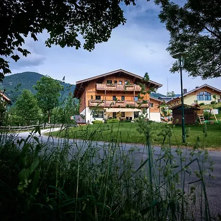 Haus Obermuehle Bed and Breakfast 3*