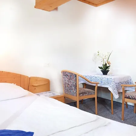 Haus Obermuehle Bed and Breakfast