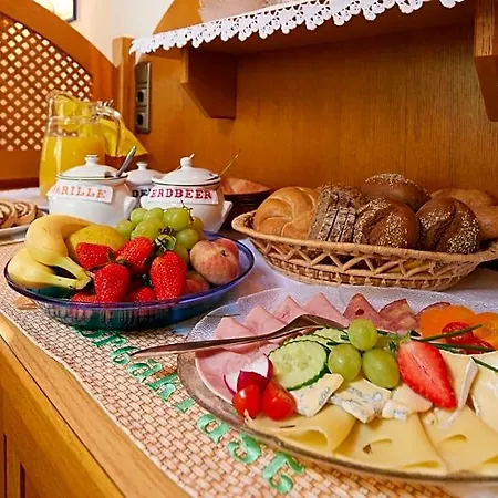 Nocleg ze śniadaniem Haus Obermuehle 3*